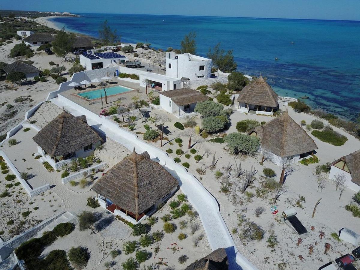 Salary Bay Hotel Tsifota ภายนอก รูปภาพ