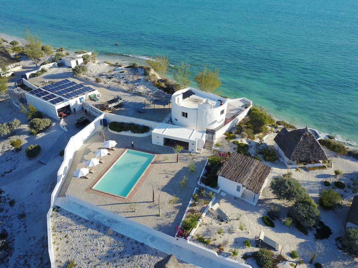 Salary Bay Hotel Tsifota ภายนอก รูปภาพ